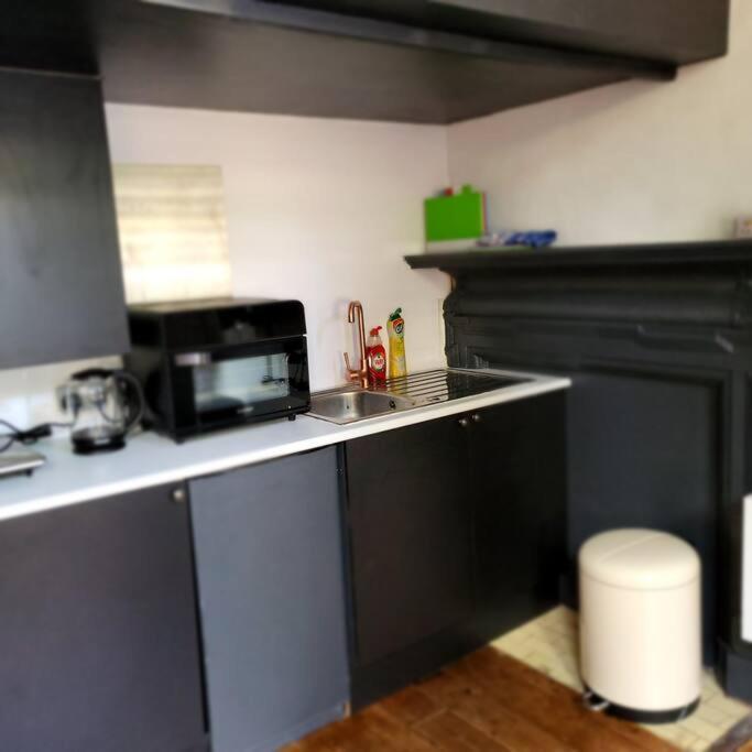 21 Mini Loft Apartment - Great Location - Comfy King Size Bed Brighton Kültér fotó
