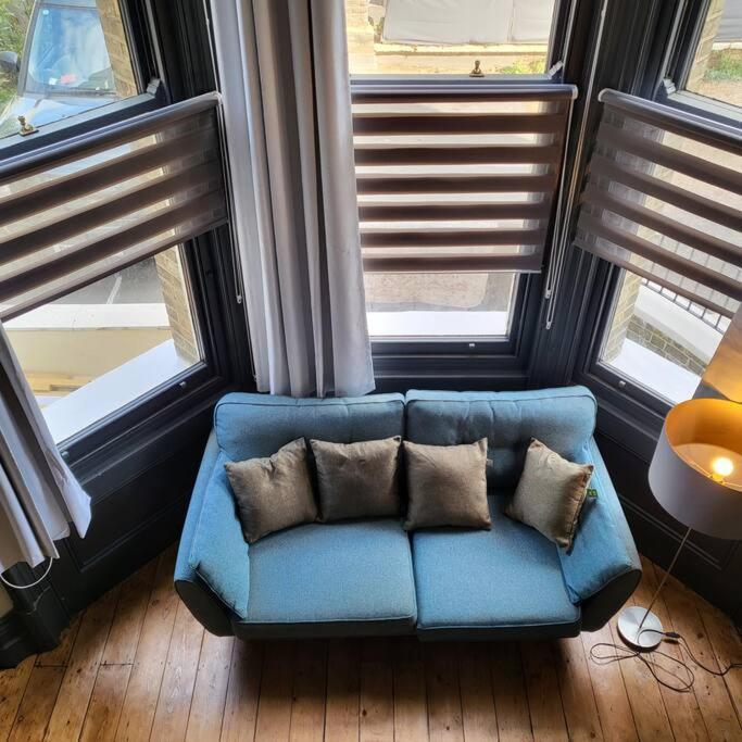 21 Mini Loft Apartment - Great Location - Comfy King Size Bed Brighton Kültér fotó