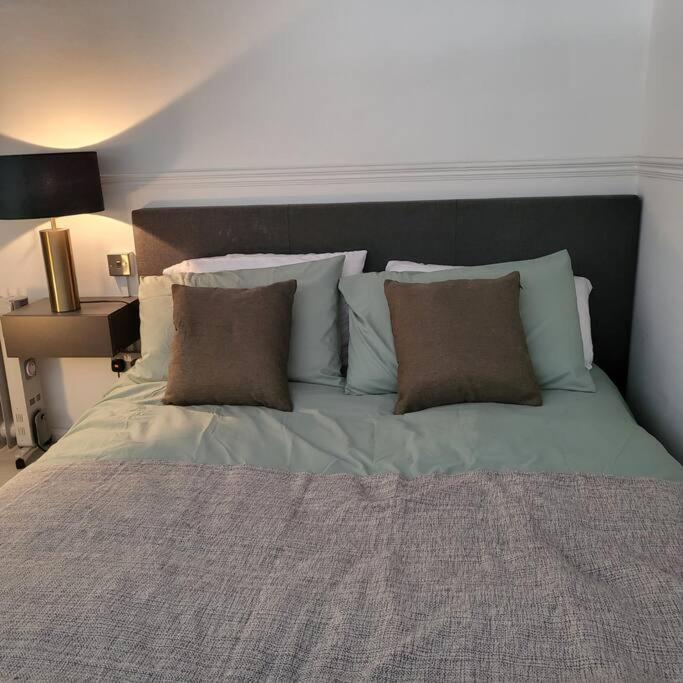 21 Mini Loft Apartment - Great Location - Comfy King Size Bed Brighton Kültér fotó